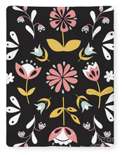 Load image into Gallery viewer, Folk Flower Pattern in Black and White - Blanket