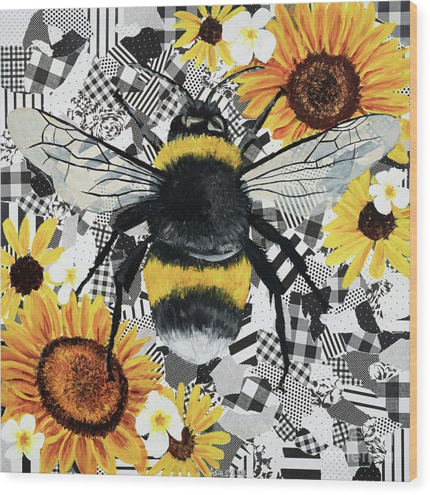 Buzzzy - Wood Print